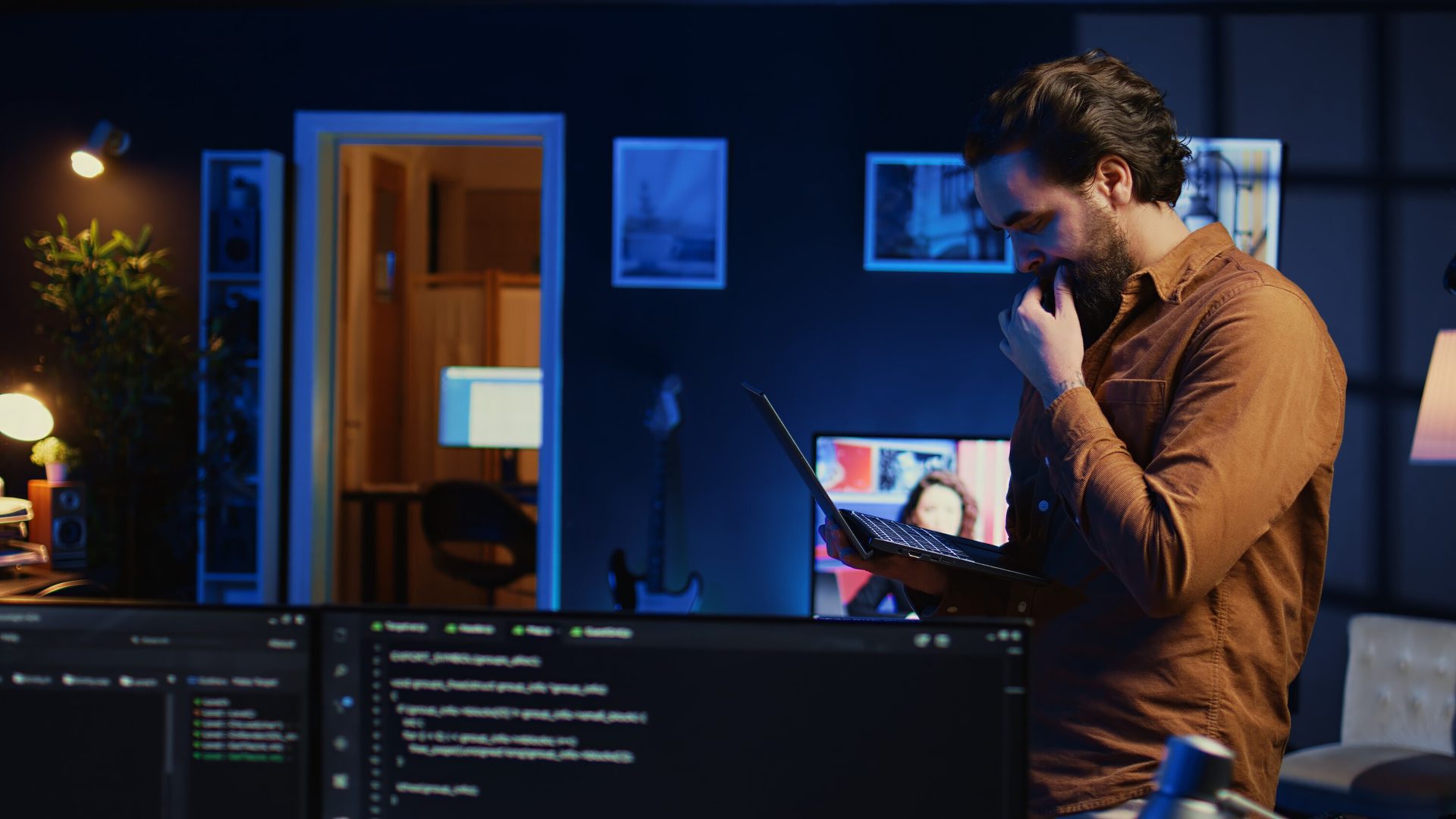 Man Doing It Support Job From Home