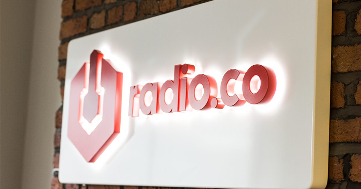 Readio Sign Choosing the Right Radio Solution